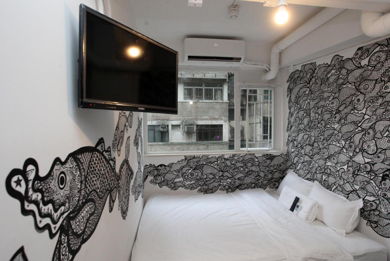 Hostel Hop *